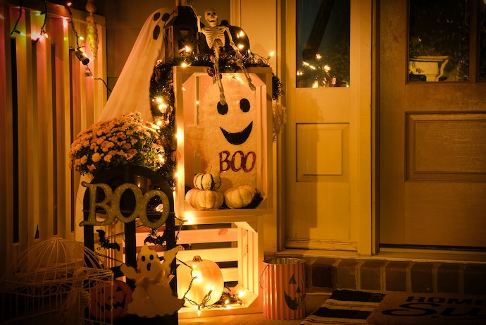 Halloween decorated house